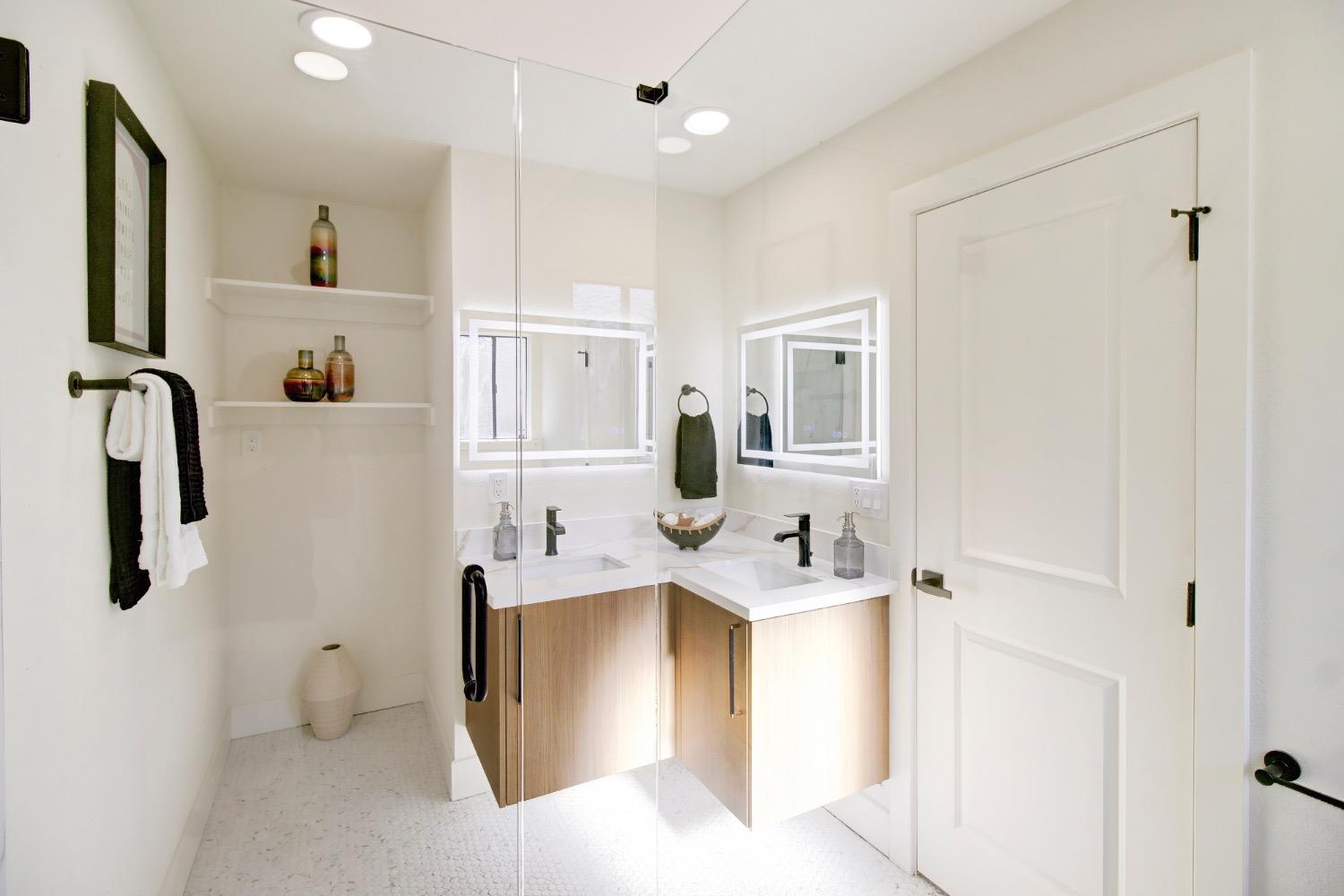 Detail Gallery Image 27 of 57 For 801 Commons Dr, Sacramento,  CA 95825 - 3 Beds | 2 Baths