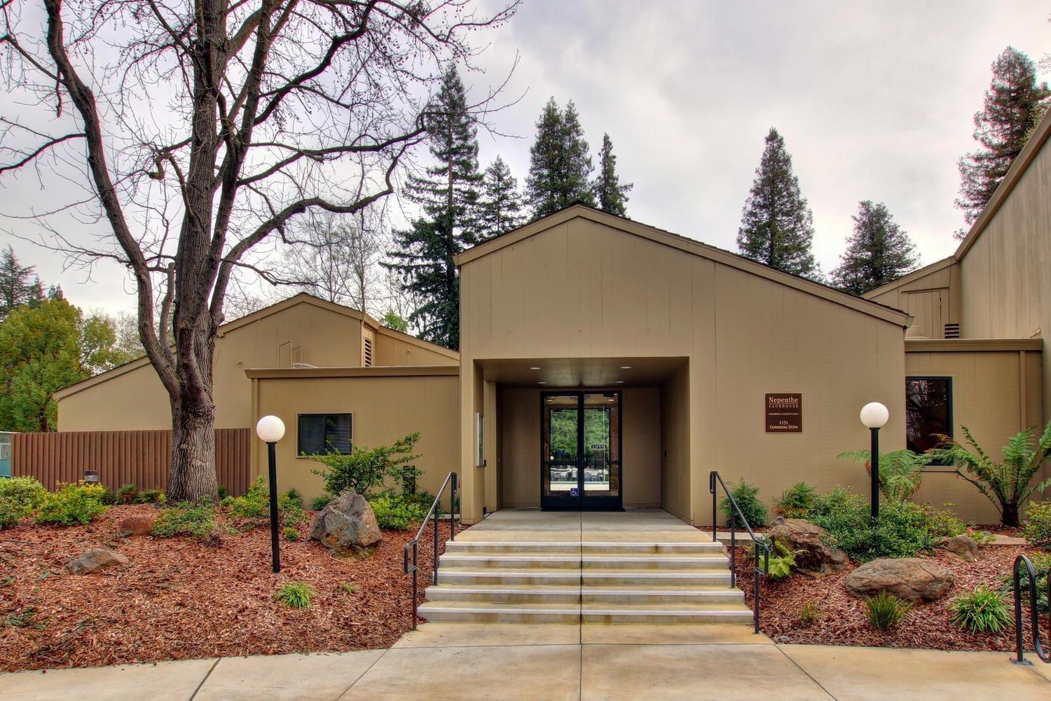 Detail Gallery Image 49 of 57 For 801 Commons Dr, Sacramento,  CA 95825 - 3 Beds | 2 Baths