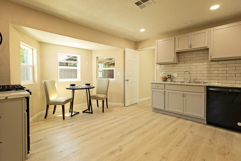 Detail Gallery Image 9 of 29 For 1428 Teresa St, Modesto,  CA 95350 - 2 Beds | 1 Baths