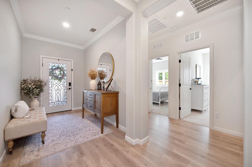 Detail Gallery Image 7 of 61 For 7517 Sobon Ln, Rancho Murieta,  CA 95683 - 4 Beds | 2/1 Baths
