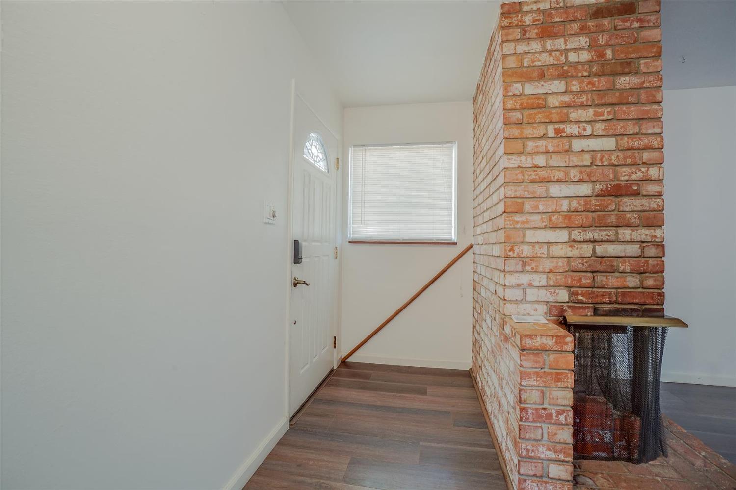 Detail Gallery Image 6 of 26 For 8745 Baxter Way, Orangevale,  CA 95662 - 3 Beds | 2 Baths