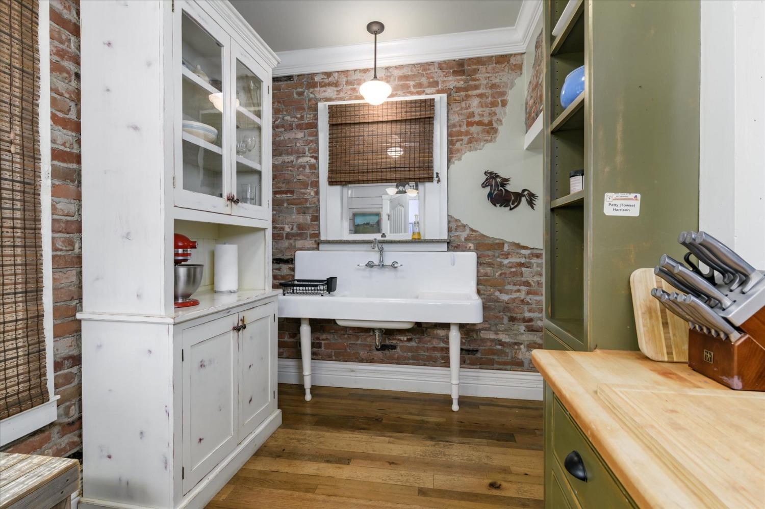 Detail Gallery Image 17 of 52 For 25107 Main St, Capay,  CA 95607 - 3 Beds | 1/1 Baths