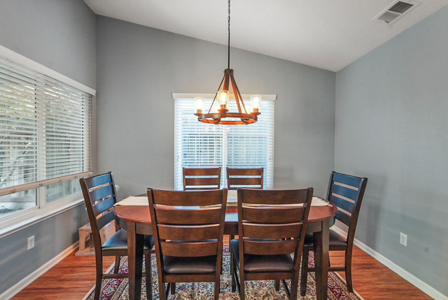 Detail Gallery Image 5 of 40 For 3887 Paula Ct, Turlock,  CA 95382 - 4 Beds | 2 Baths
