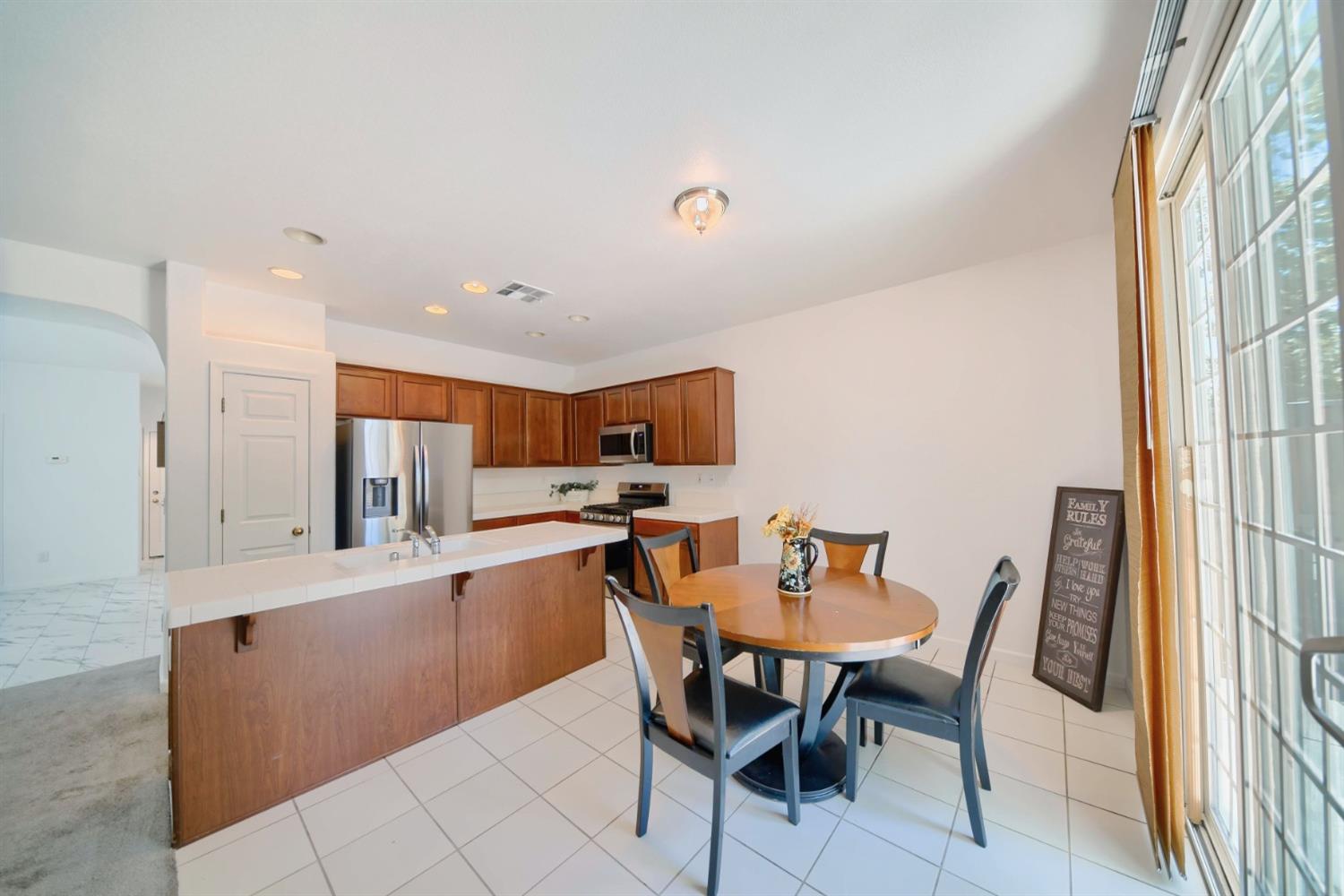 Detail Gallery Image 35 of 99 For 8061 Shay Circle Cir, Stockton,  CA 95212 - 4 Beds | 2/1 Baths