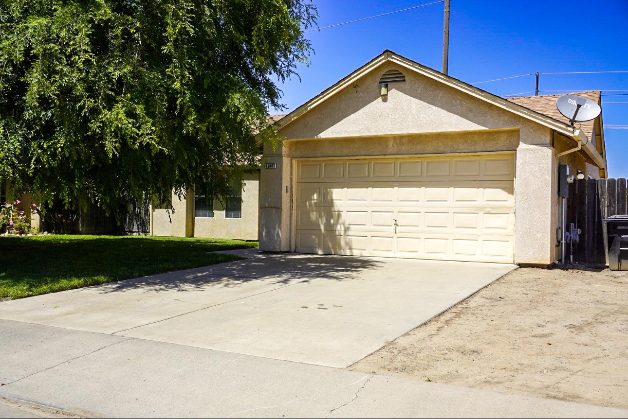 Detail Gallery Image 2 of 17 For 12461 Quicksilver St, Waterford,  CA 95386 - 4 Beds | 2 Baths