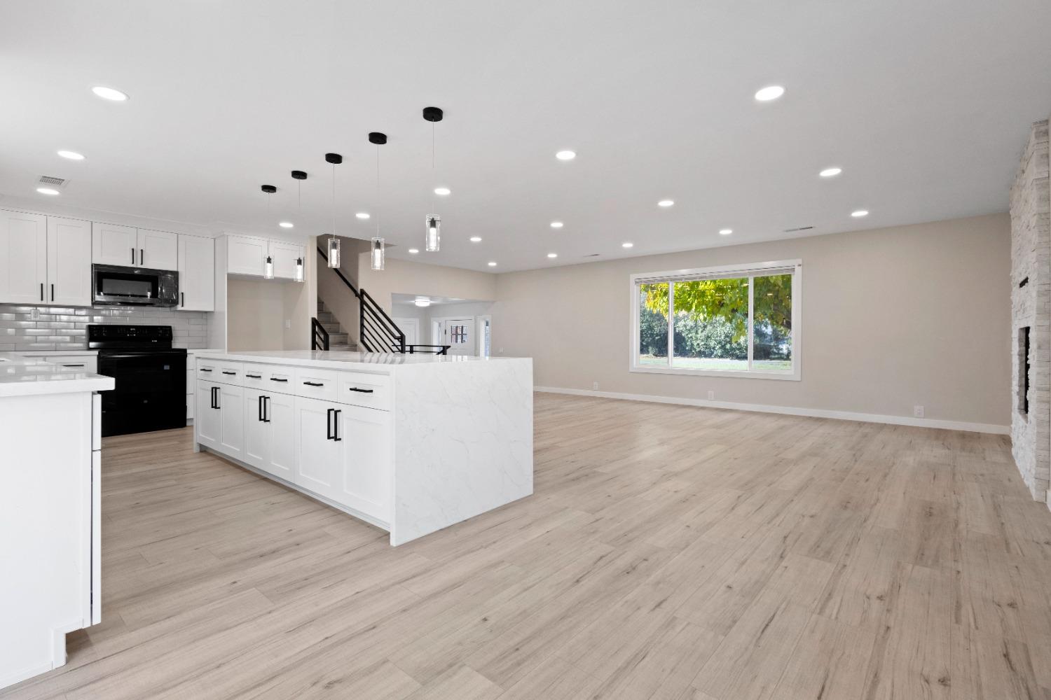 Detail Gallery Image 6 of 52 For 7612 9th St, Elverta,  CA 95626 - 4 Beds | 3 Baths