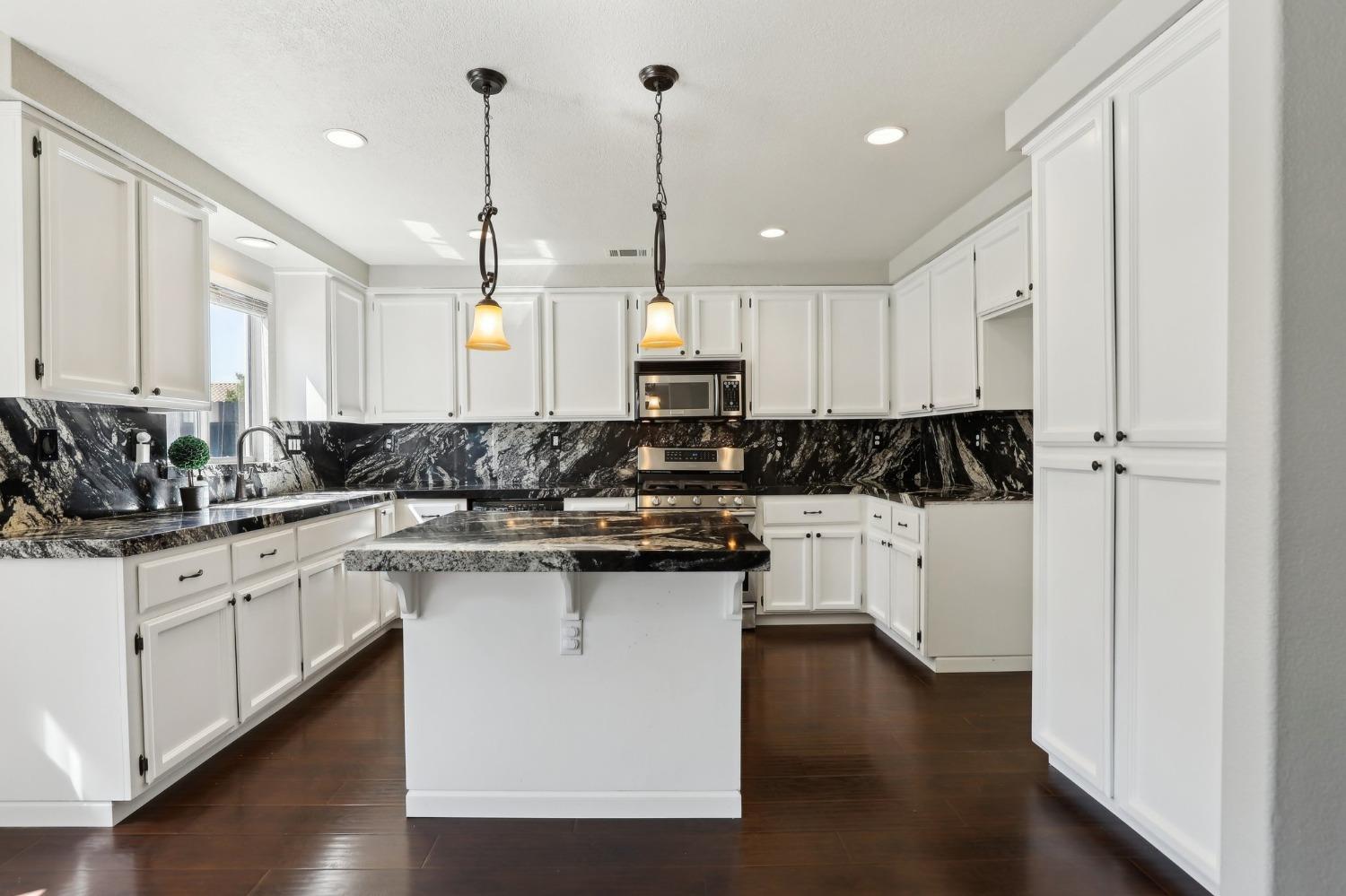 Los Ramblas Court, Roseville, California image 8