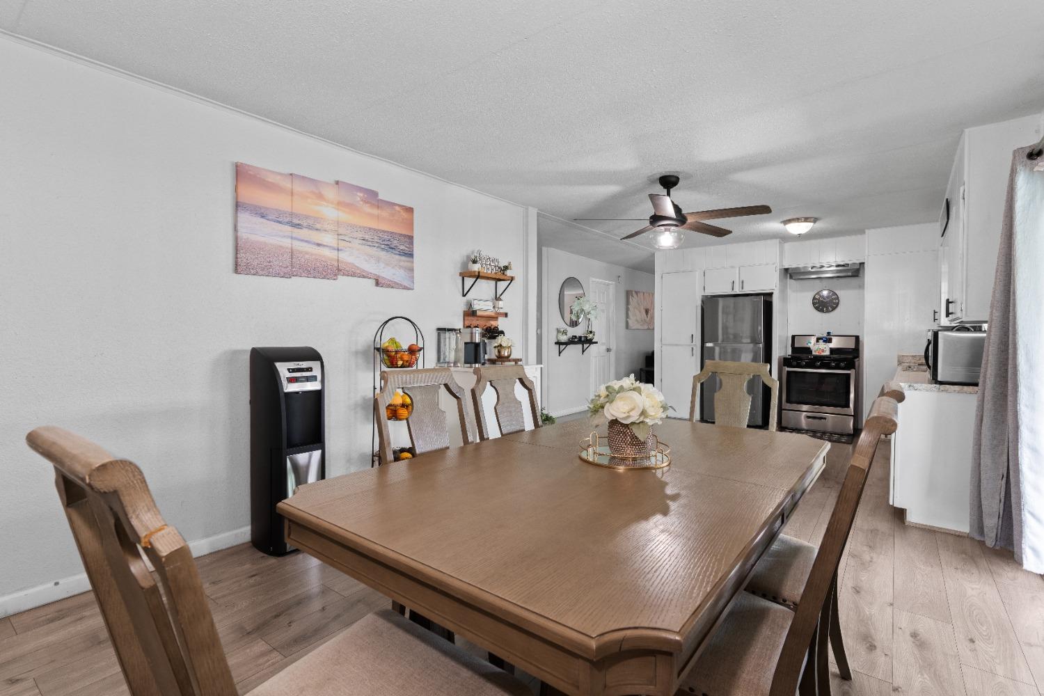 Detail Gallery Image 14 of 31 For 19690 N Hwy 99 27, Acampo,  CA 95220 - 3 Beds | 2 Baths