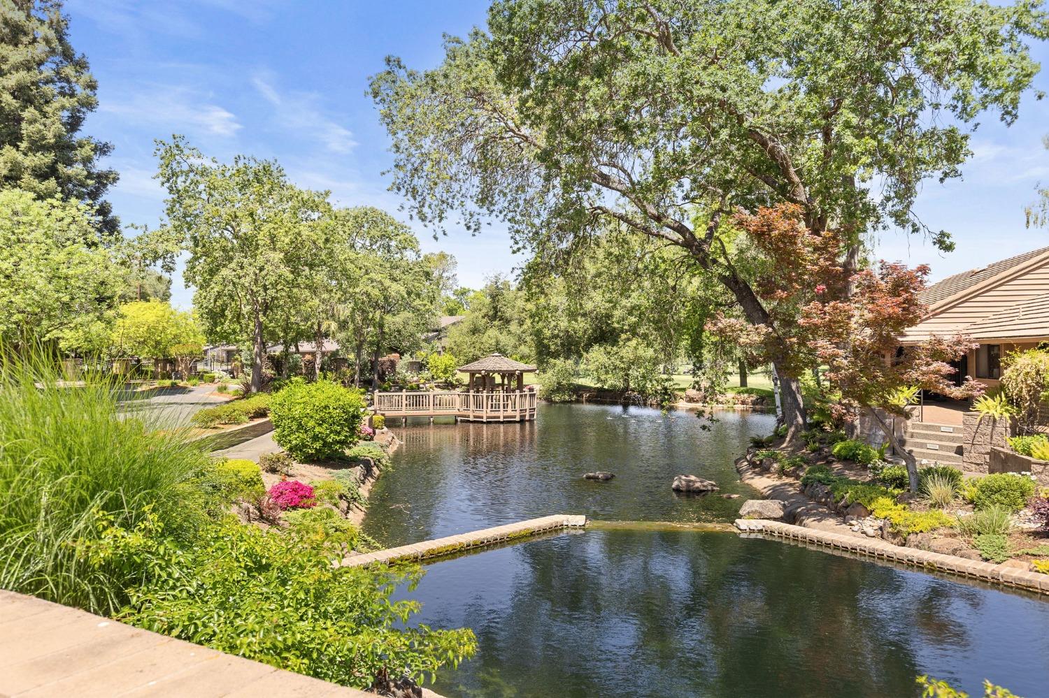 Detail Gallery Image 6 of 68 For 7634 Pineridge Ln, Fair Oaks,  CA 95628 - 3 Beds | 2 Baths