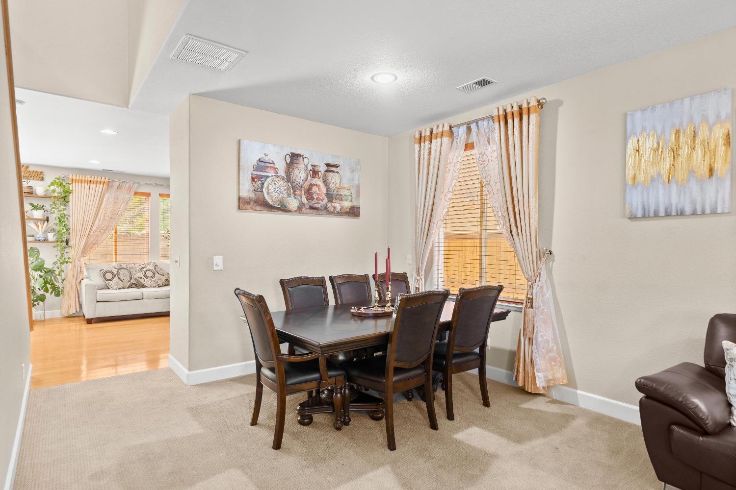 Detail Gallery Image 9 of 54 For 3034 Trap Rock Way, Sacramento,  CA 95835 - 3 Beds | 2/1 Baths