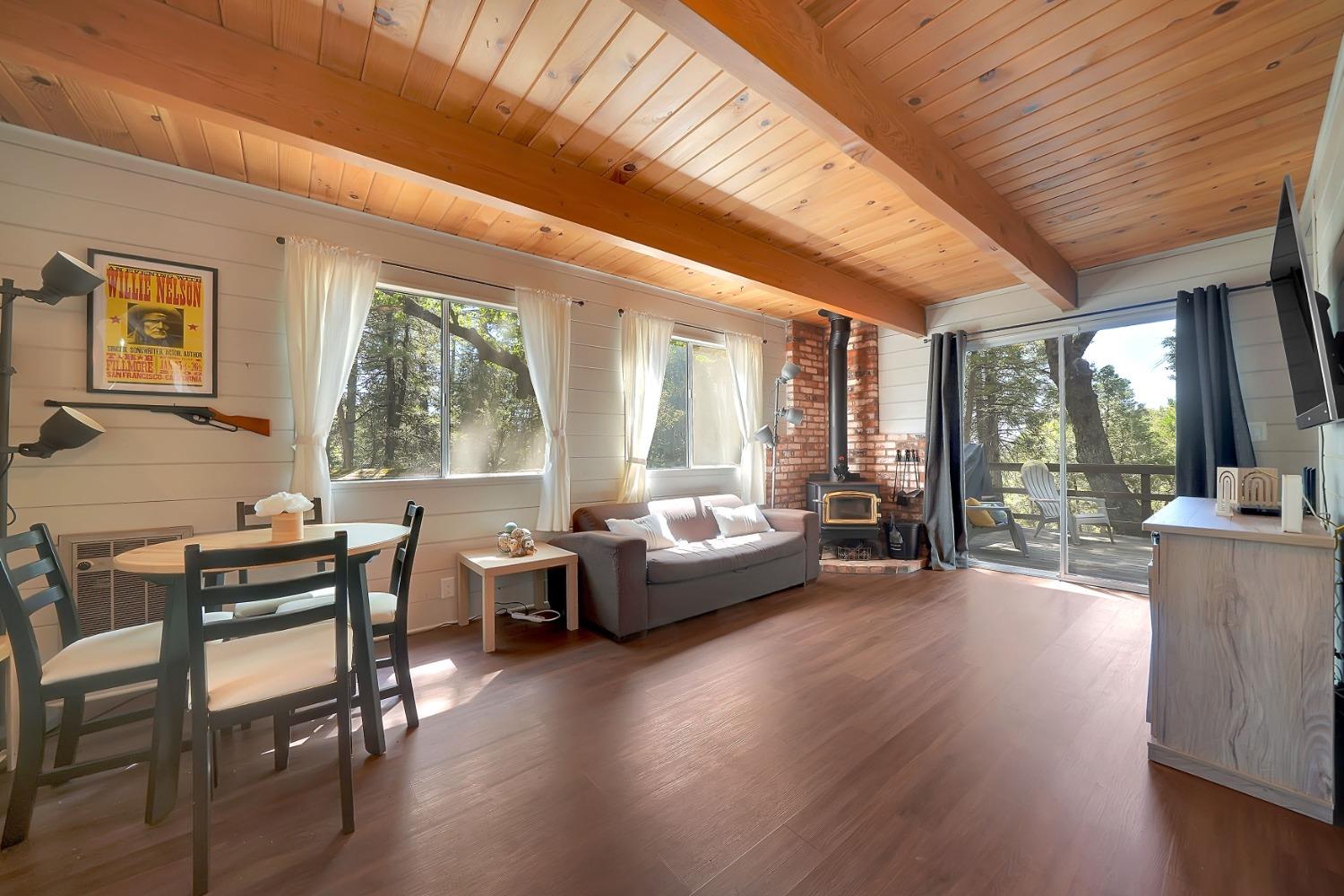 Detail Gallery Image 6 of 27 For 19353 Ponderosa Dr, Volcano,  CA 95689 - 2 Beds | 1 Baths