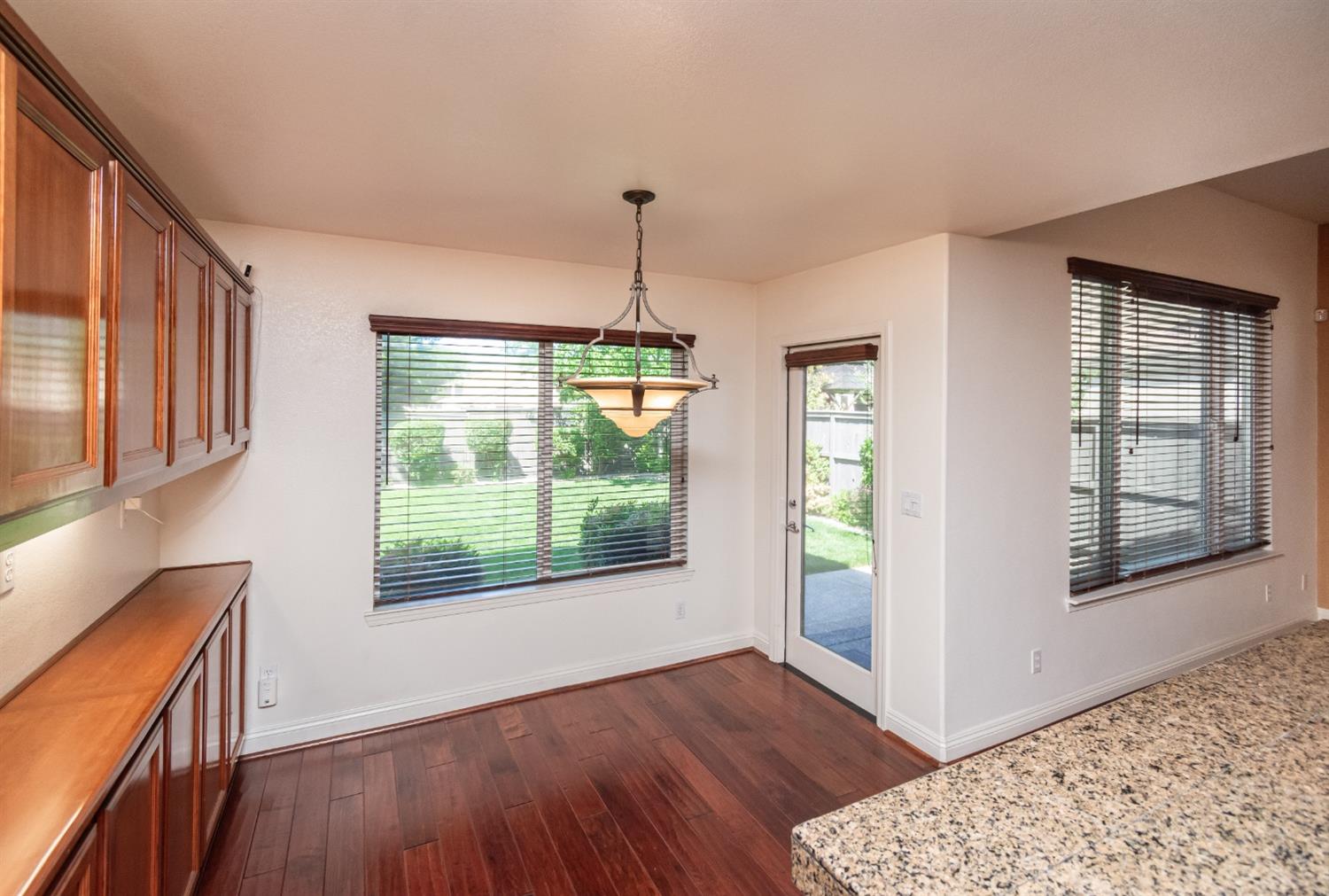Detail Gallery Image 25 of 43 For 4624 Woodhawk Way, Antelope,  CA 95843 - 4 Beds | 3 Baths
