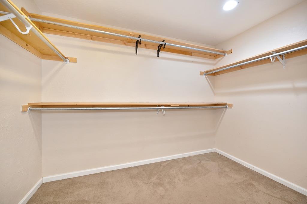 Detail Gallery Image 18 of 31 For 5349 Mcmillan Dr, Fair Oaks,  CA 95628 - 3 Beds | 2 Baths
