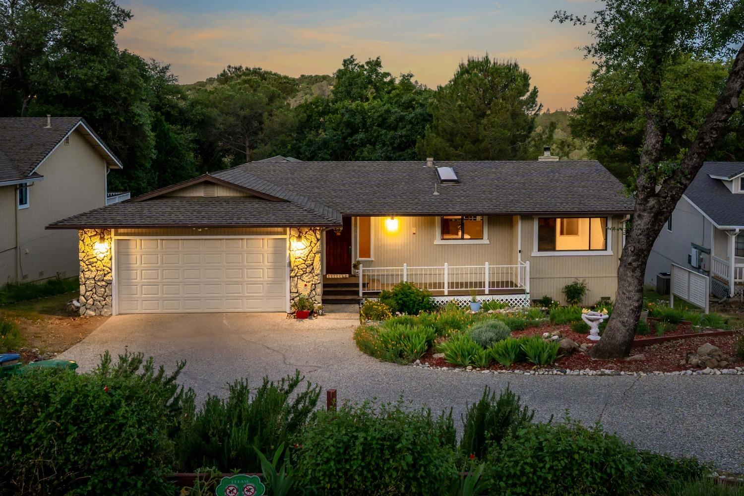 Detail Gallery Image 46 of 54 For 20029 Echo Blue Dr, Penn Valley,  CA 95946 - 3 Beds | 2 Baths