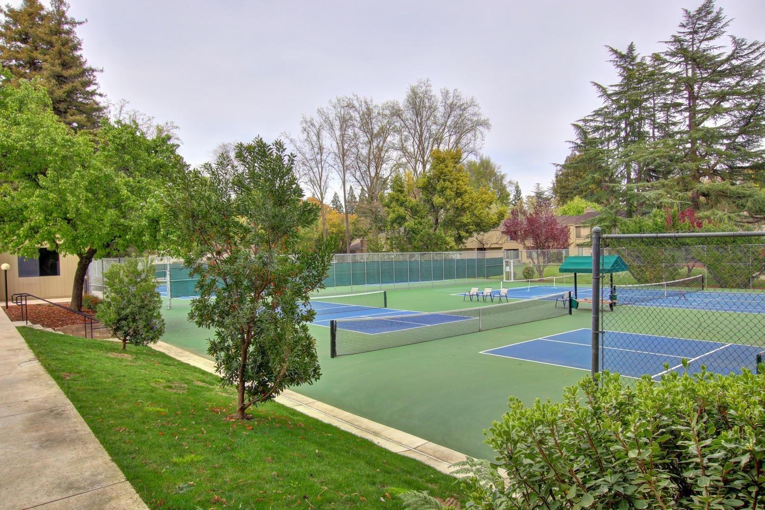 Detail Gallery Image 50 of 57 For 801 Commons Dr, Sacramento,  CA 95825 - 3 Beds | 2 Baths