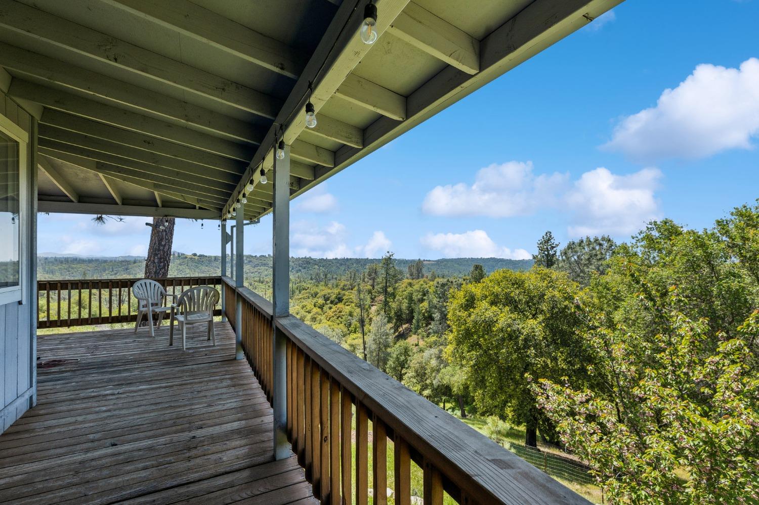 Detail Gallery Image 2 of 27 For 14748 Sutter Highlands, Sutter Creek,  CA 95685 - 3 Beds | 2 Baths