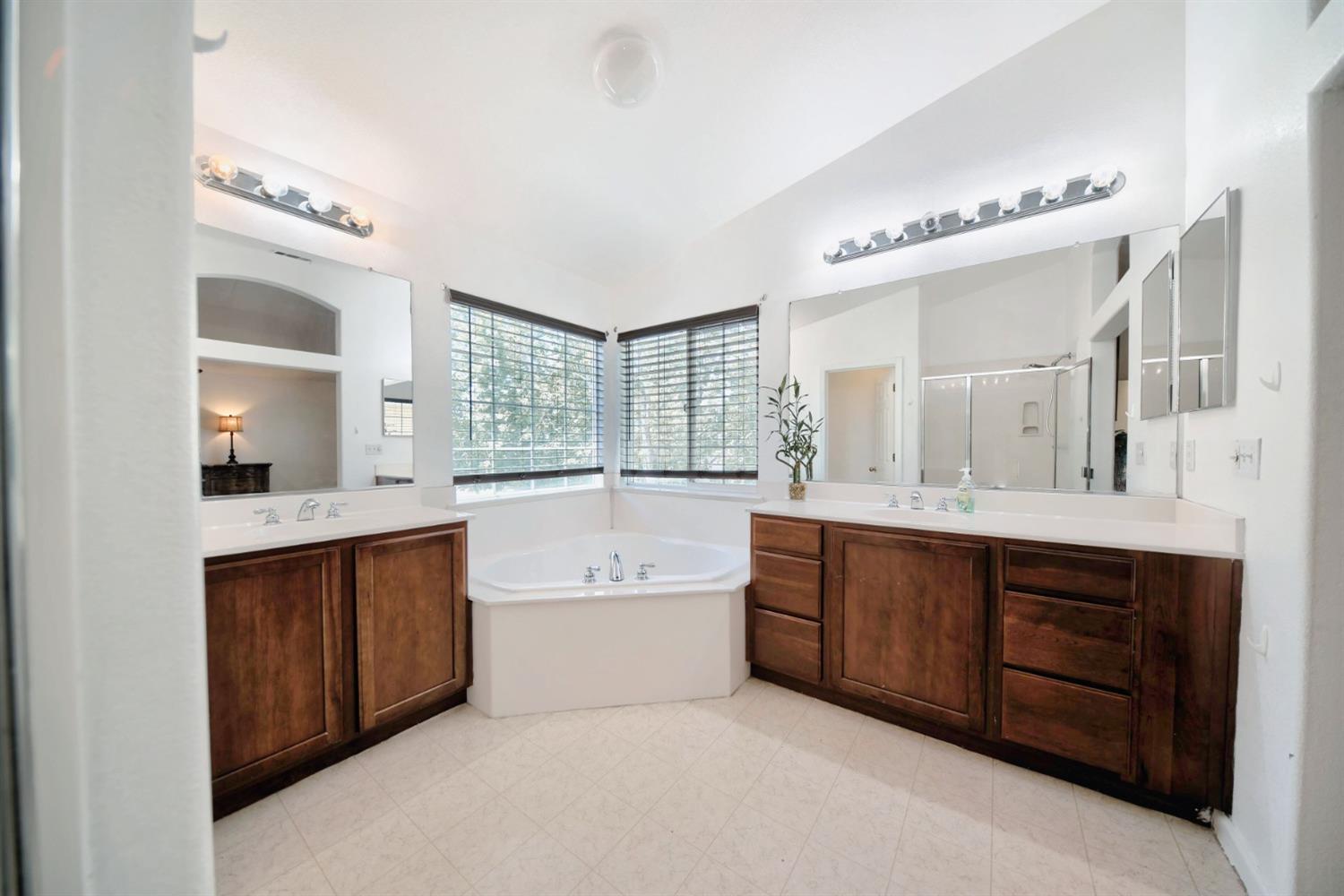Detail Gallery Image 90 of 99 For 8061 Shay Circle Cir, Stockton,  CA 95212 - 4 Beds | 2/1 Baths