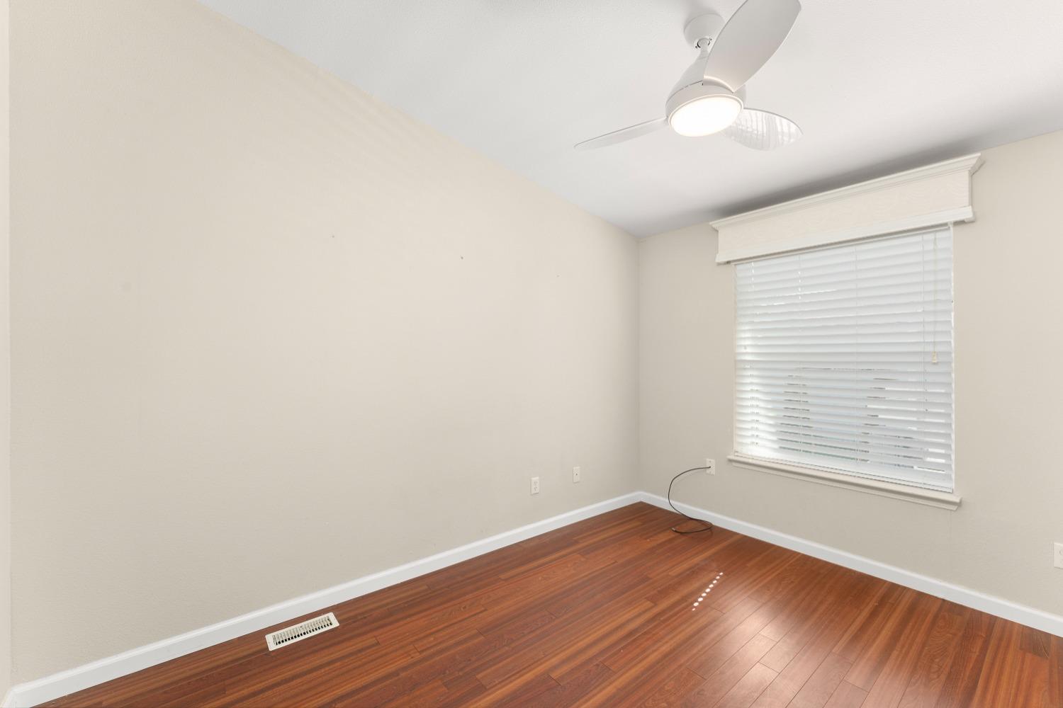 Detail Gallery Image 34 of 58 For 136 Pinebrook Dr, Folsom,  CA 95630 - 2 Beds | 2 Baths