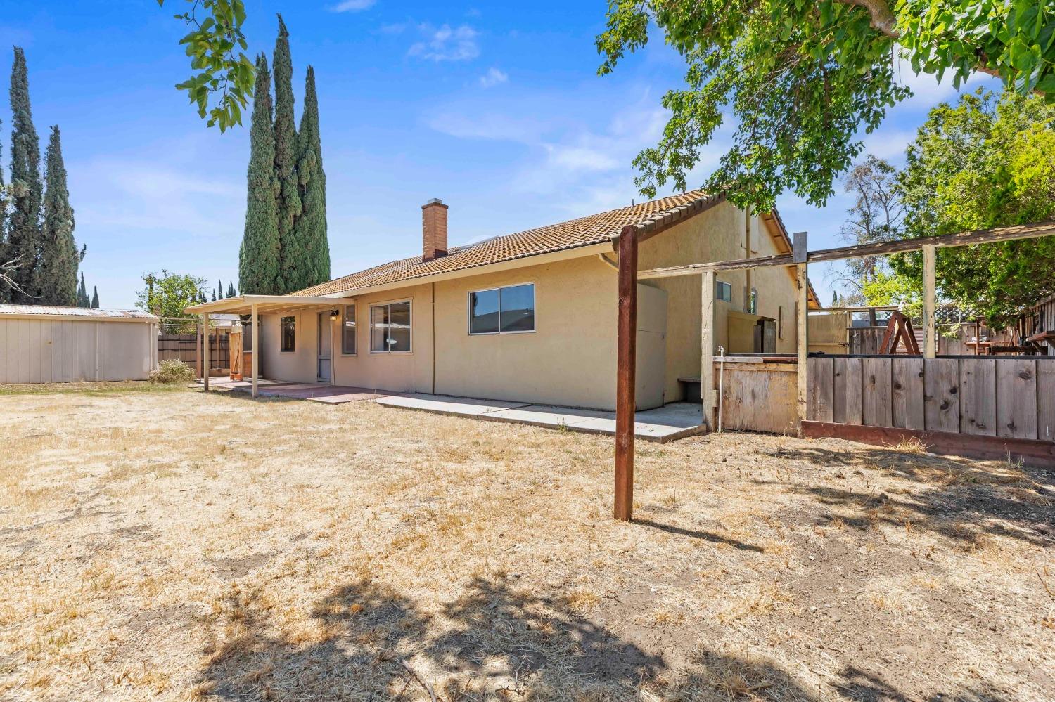 Detail Gallery Image 30 of 42 For 766 Meadowlark Ave, Los Banos,  CA 93635 - 3 Beds | 2 Baths
