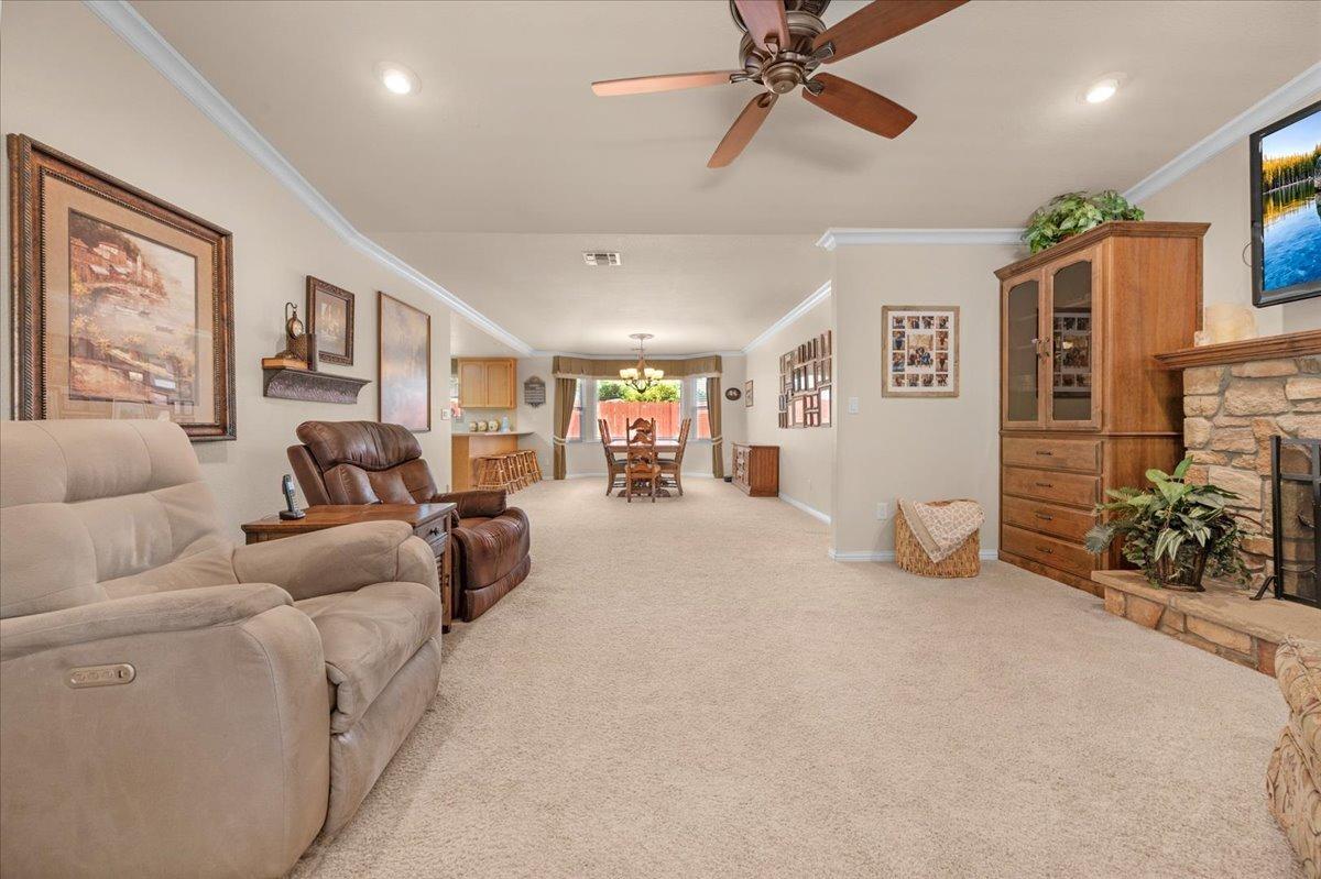 Detail Gallery Image 12 of 45 For 1041 Noarco Dr, Modesto,  CA 95356 - 4 Beds | 3 Baths