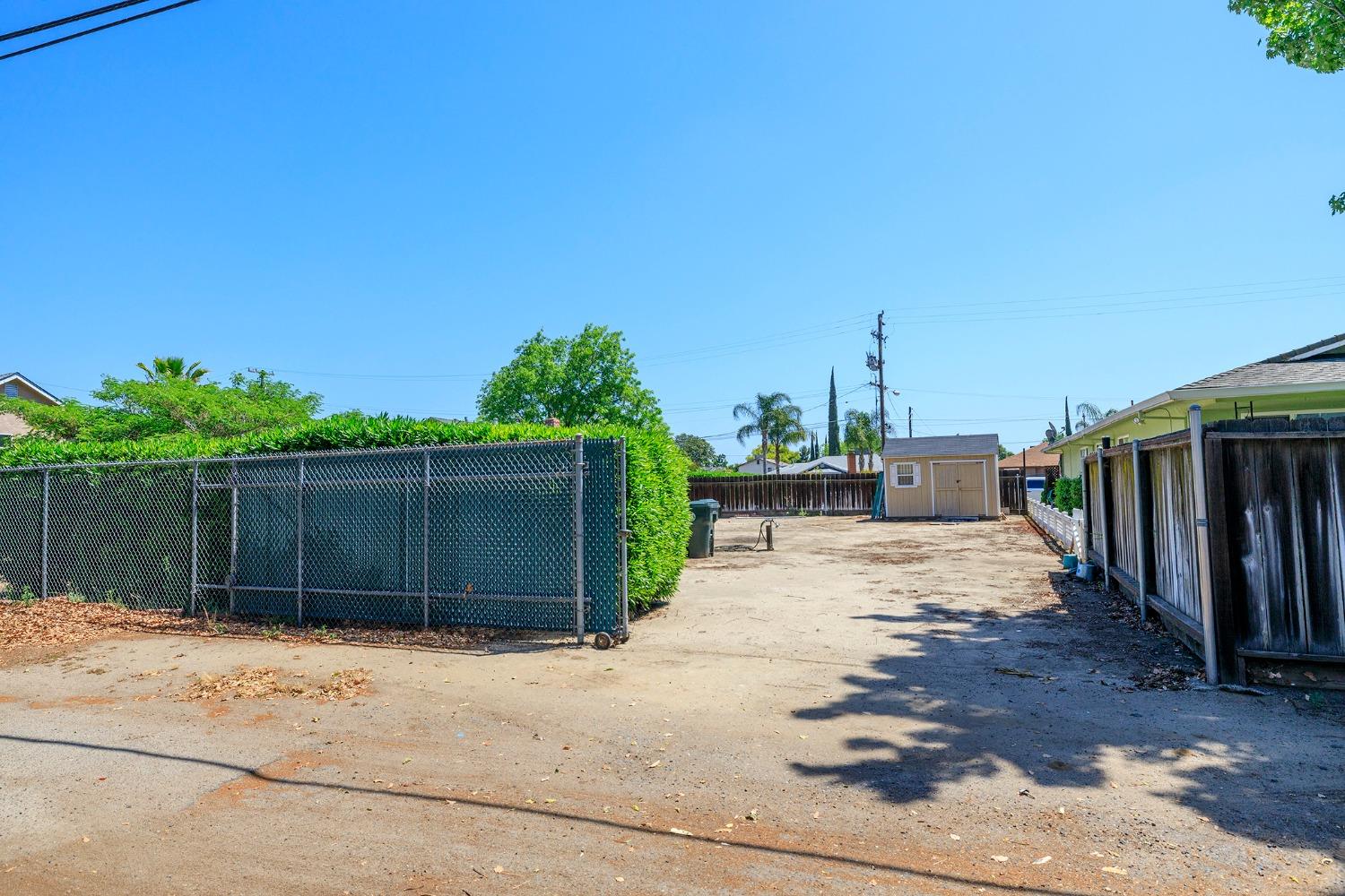 N Lincoln Avenue, Manteca, California image 29