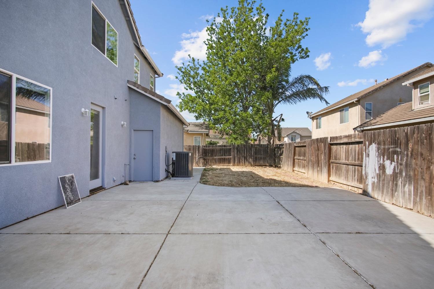 Detail Gallery Image 35 of 36 For 456 Meadow Creek Dr, Patterson,  CA 95363 - 5 Beds | 4/1 Baths