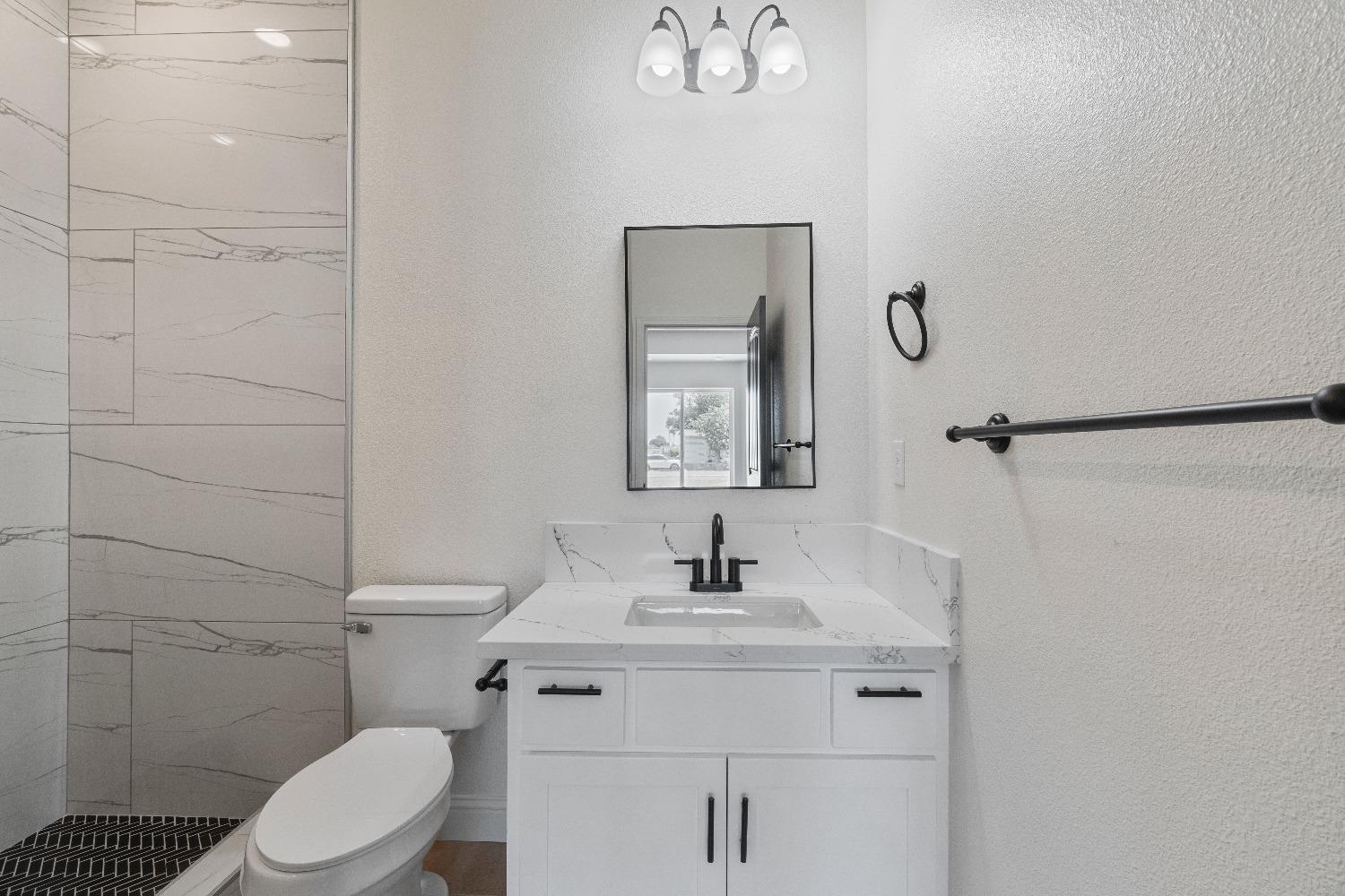 Detail Gallery Image 28 of 39 For 15709 Road 29, Madera,  CA 93636 - 8 Beds | 6 Baths