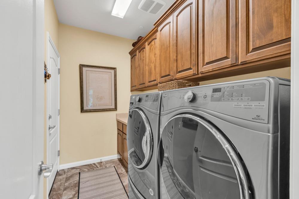 Detail Gallery Image 21 of 56 For 745 Parkridge Dr, Galt,  CA 95632 - 3 Beds | 2/1 Baths