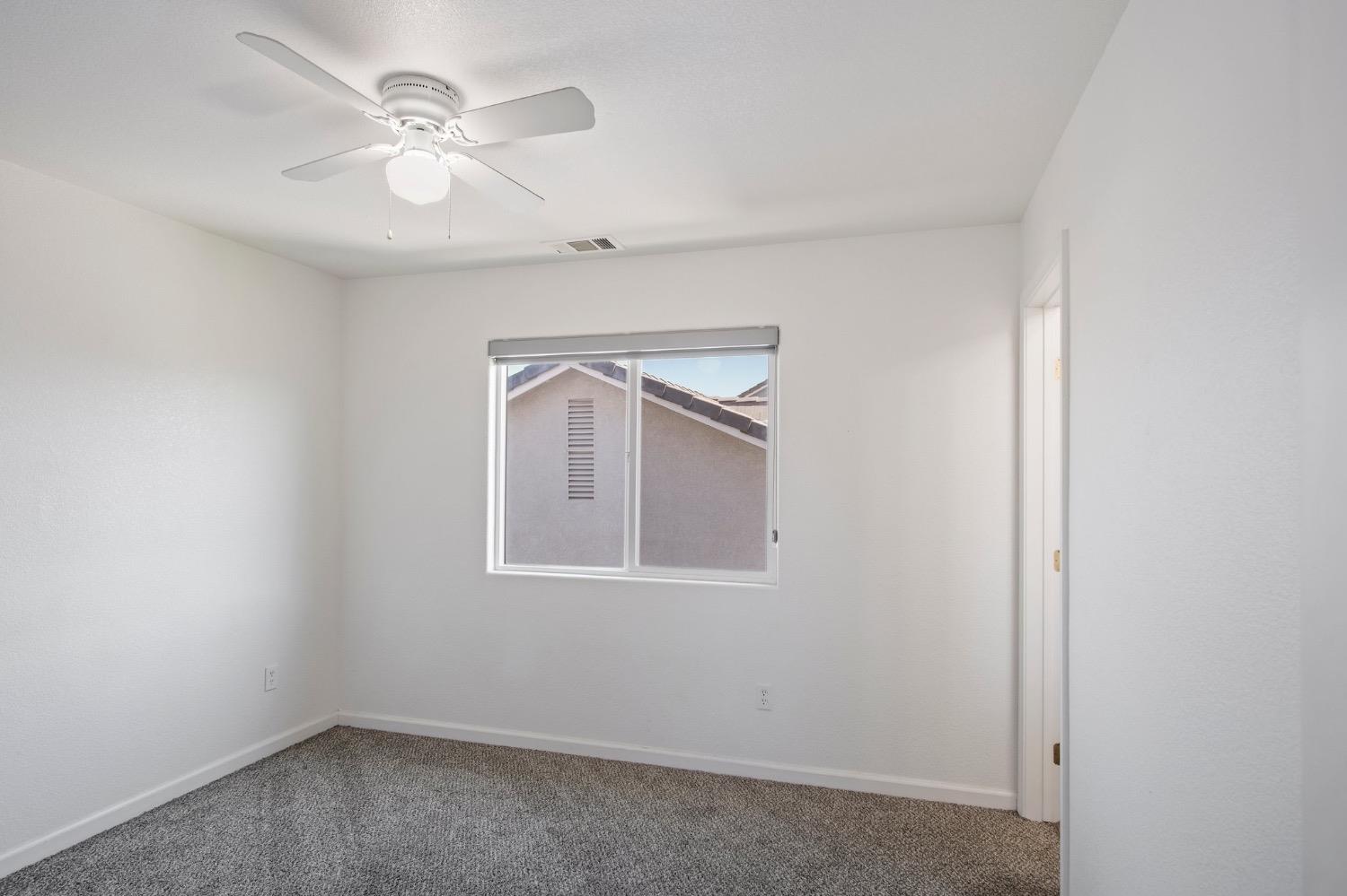 Detail Gallery Image 20 of 36 For 456 Meadow Creek Dr, Patterson,  CA 95363 - 5 Beds | 4/1 Baths