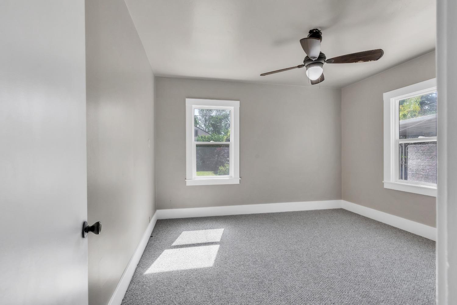 Detail Gallery Image 17 of 42 For 2172 Oakmont St, Sacramento,  CA 95815 - 2 Beds | 1 Baths