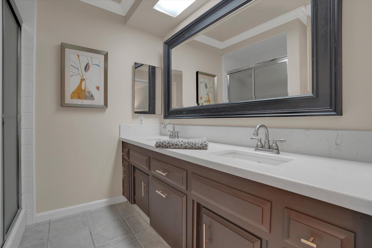 Detail Gallery Image 23 of 52 For 1900 Simon Dr, Turlock,  CA 95382 - 4 Beds | 2/1 Baths