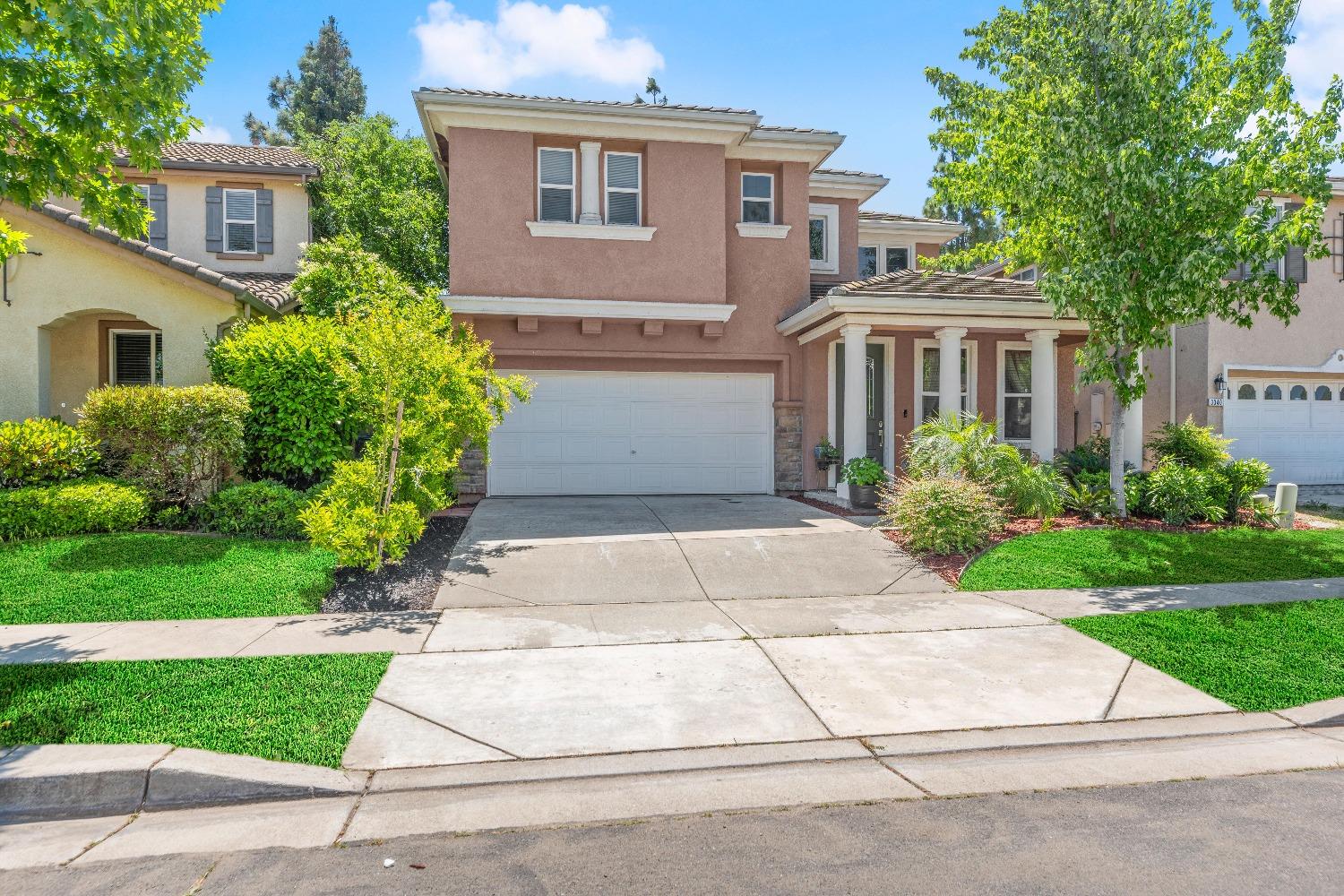 Detail Gallery Image 2 of 54 For 3034 Trap Rock Way, Sacramento,  CA 95835 - 3 Beds | 2/1 Baths
