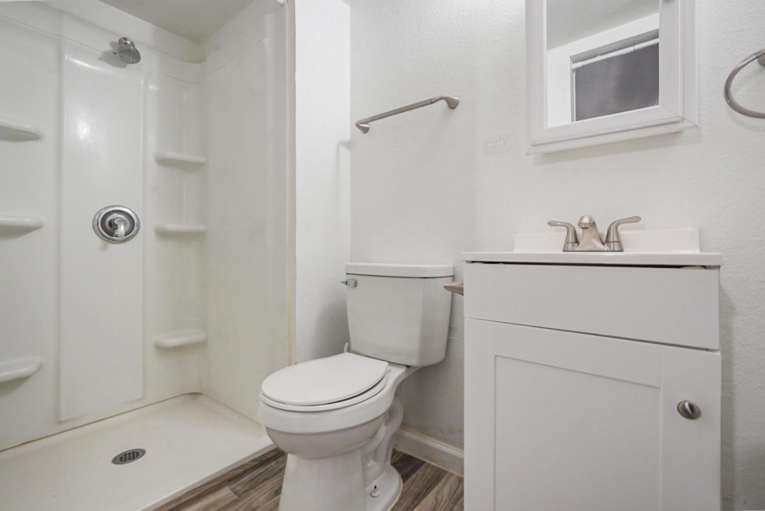 Detail Gallery Image 13 of 34 For 2349 Pinedale Ave, Merced,  CA 95348 - 3 Beds | 2 Baths