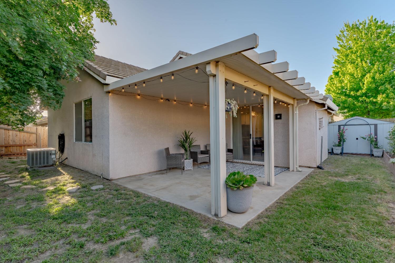Detail Gallery Image 25 of 31 For 5844 Blue Beech Ct, Antelope,  CA 95843 - 4 Beds | 2 Baths