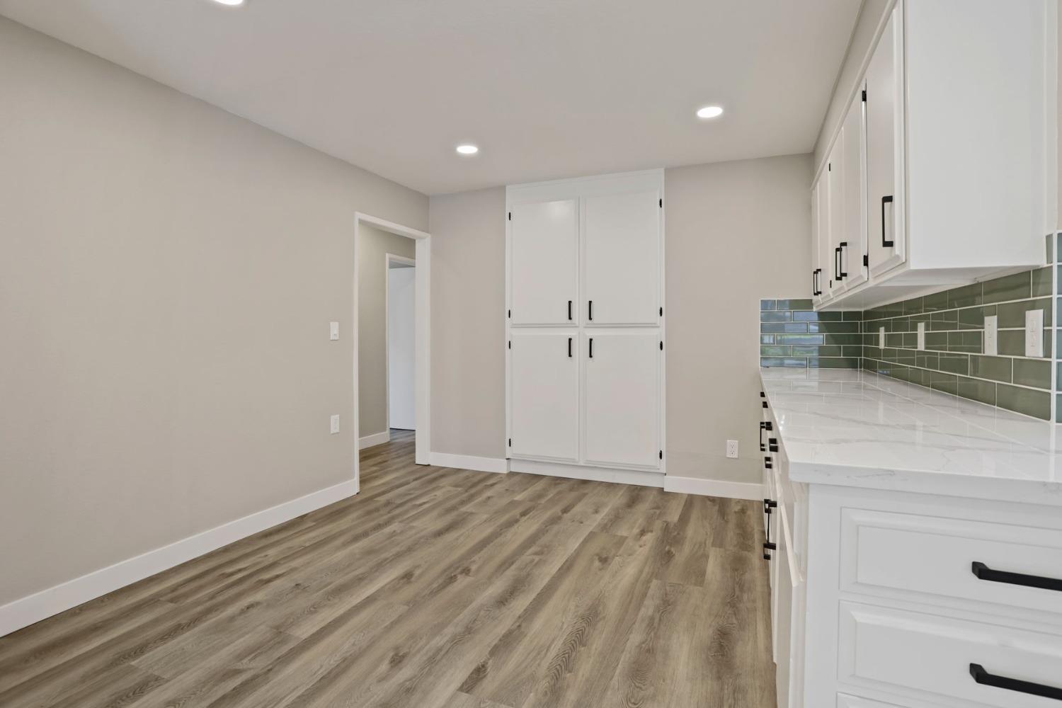 Detail Gallery Image 9 of 34 For 2715 Madrone Ave, Stockton,  CA 95207 - 3 Beds | 2 Baths