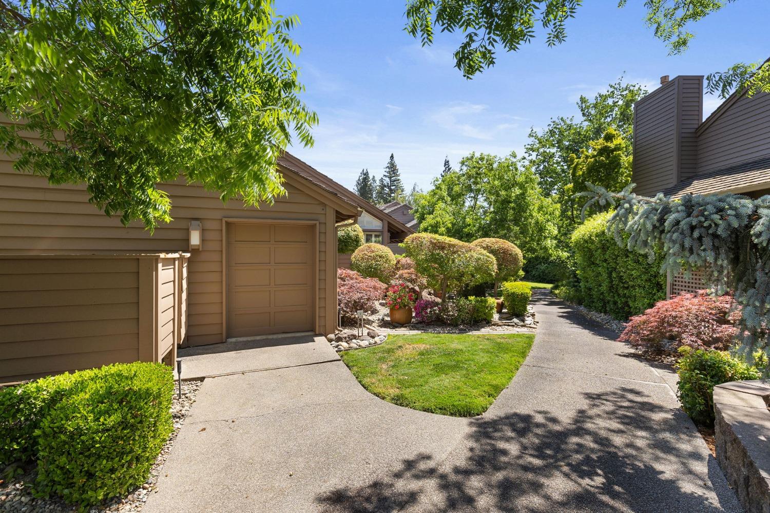 Detail Gallery Image 19 of 68 For 7634 Pineridge Ln, Fair Oaks,  CA 95628 - 3 Beds | 2 Baths