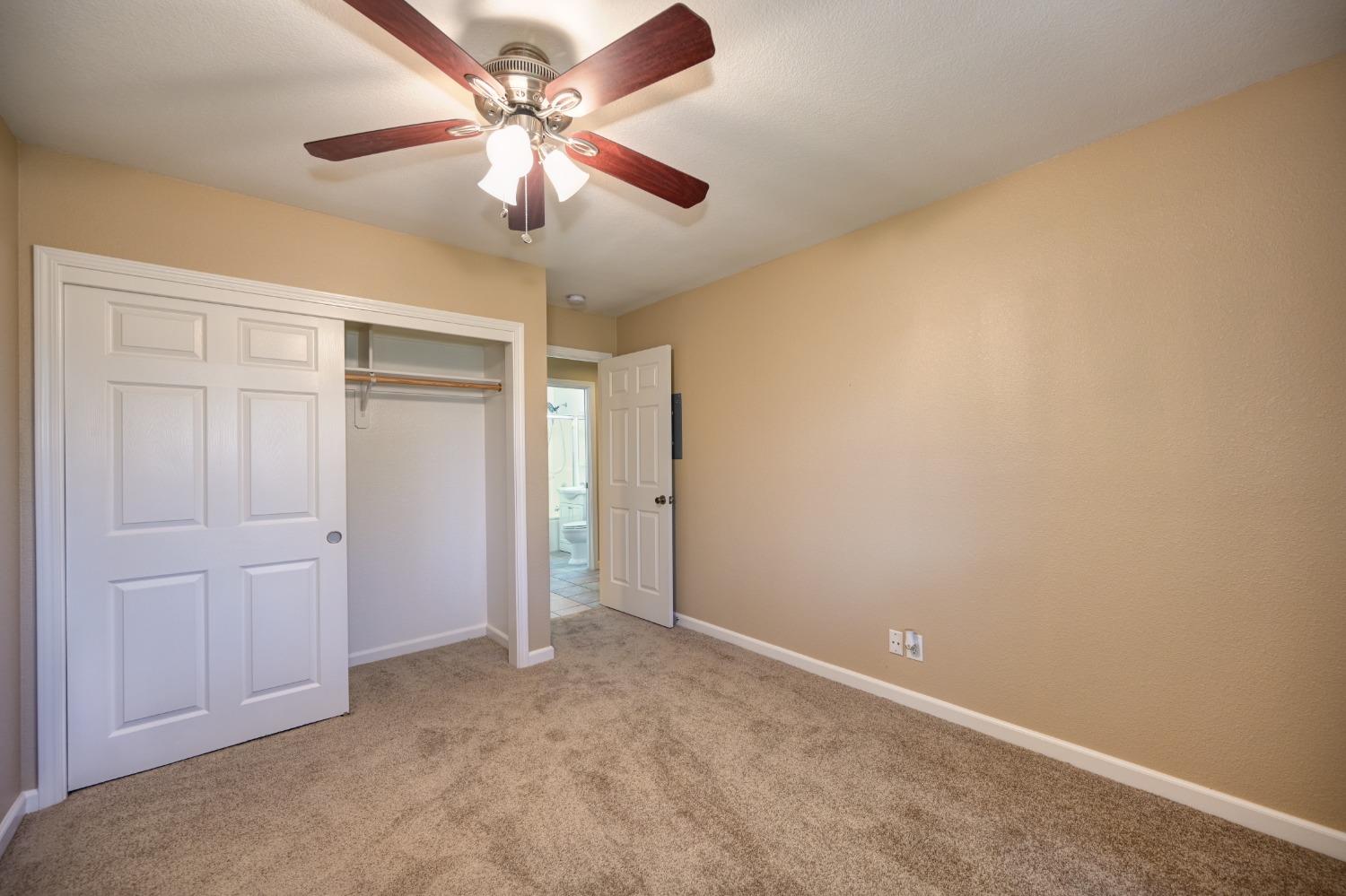 Detail Gallery Image 12 of 39 For 1429 Ascot Ave, Rio Linda,  CA 95673 - 3 Beds | 2 Baths