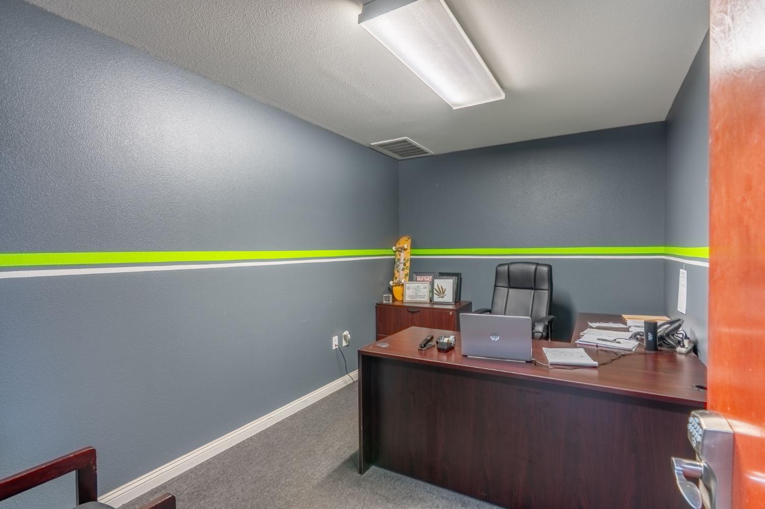 Detail Gallery Image 8 of 35 For 4111 Brew Master Dr a,  Ceres,  CA 95307 - – Beds | – Baths