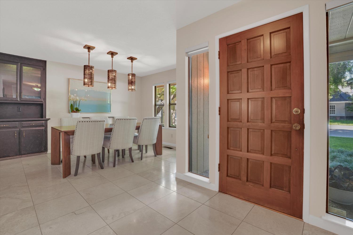 Detail Gallery Image 13 of 52 For 1900 Simon Dr, Turlock,  CA 95382 - 4 Beds | 2/1 Baths