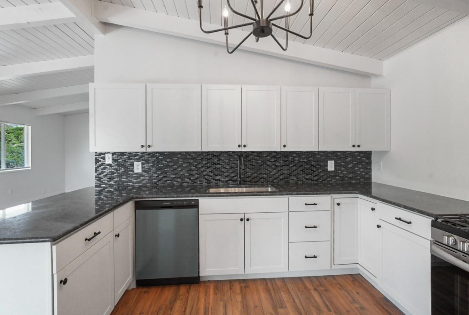 Detail Gallery Image 12 of 31 For 16310 Jacksonville Rd, Jamestown,  CA 95327 - 3 Beds | 1 Baths