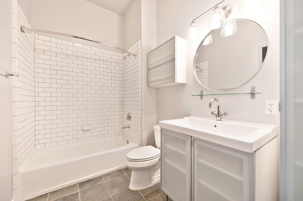 Detail Gallery Image 8 of 22 For 2117 S St #208,  Sacramento,  CA 95816 - 1 Beds | 1 Baths