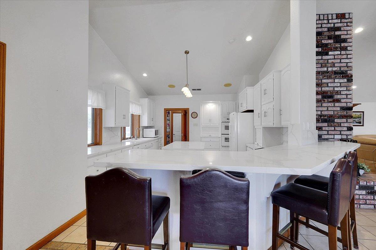 Detail Gallery Image 28 of 99 For 1721 Starr St, Yuba City,  CA 95993 - 5 Beds | 3 Baths