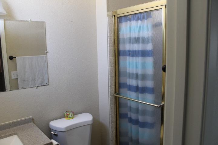 Detail Gallery Image 14 of 38 For 7208 Parkvale Way, Citrus Heights,  CA 95621 - 4 Beds | 2 Baths