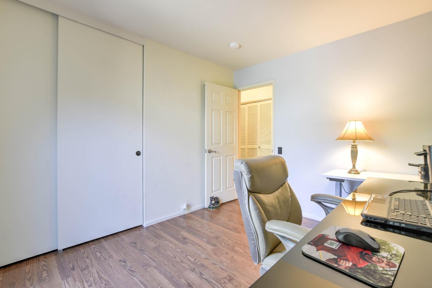 Detail Gallery Image 23 of 48 For 4904 Olive Oak Way, Carmichael,  CA 95608 - 4 Beds | 2 Baths