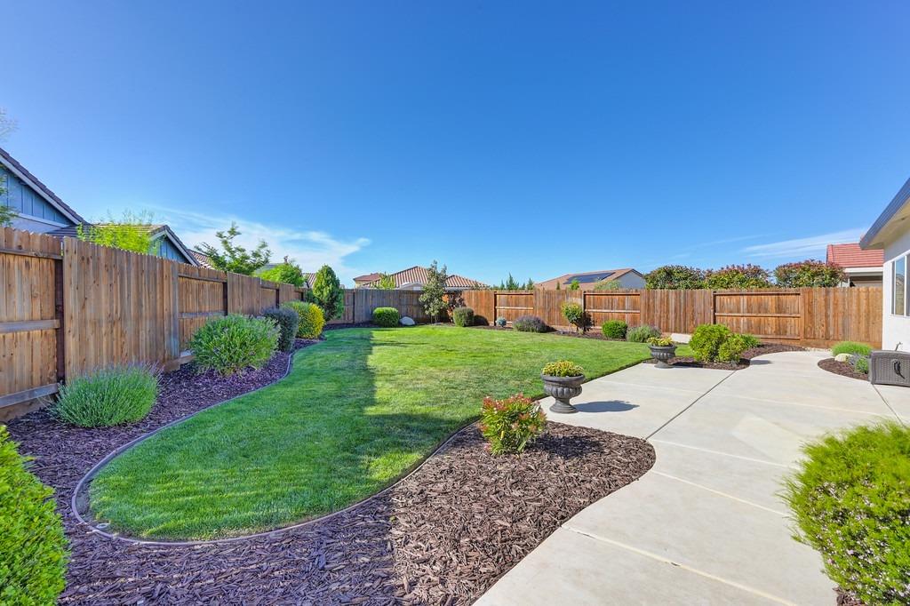 Detail Gallery Image 48 of 61 For 7517 Sobon Ln, Rancho Murieta,  CA 95683 - 4 Beds | 2/1 Baths