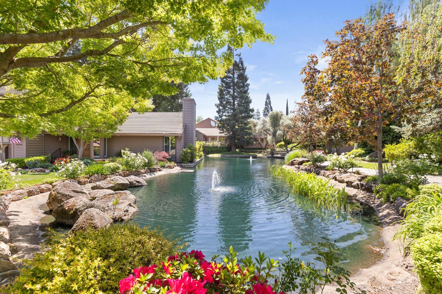 Detail Gallery Image 3 of 68 For 7634 Pineridge Ln, Fair Oaks,  CA 95628 - 3 Beds | 2 Baths