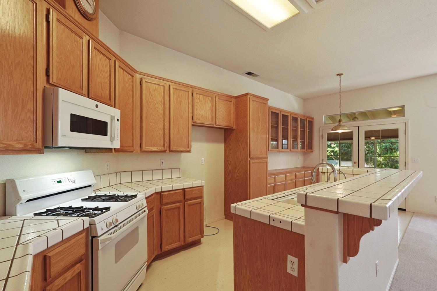 Detail Gallery Image 13 of 59 For 5133 Countryridge Ln, Salida,  CA 95368 - 4 Beds | 2 Baths