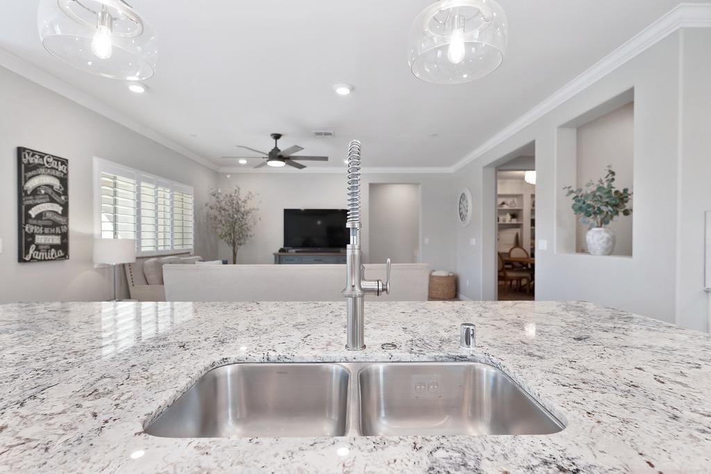 Detail Gallery Image 17 of 61 For 7517 Sobon Ln, Rancho Murieta,  CA 95683 - 4 Beds | 2/1 Baths