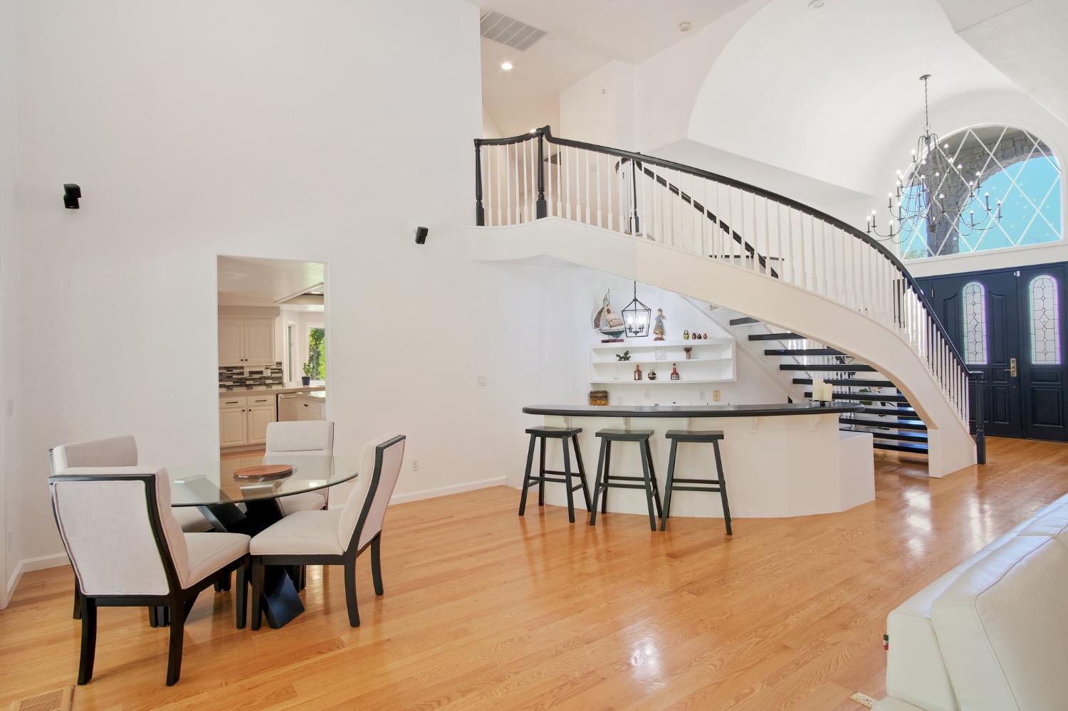 Detail Gallery Image 13 of 60 For 15612 Morrison Rd, Oakdale,  CA 95361 - 4 Beds | 3/2 Baths