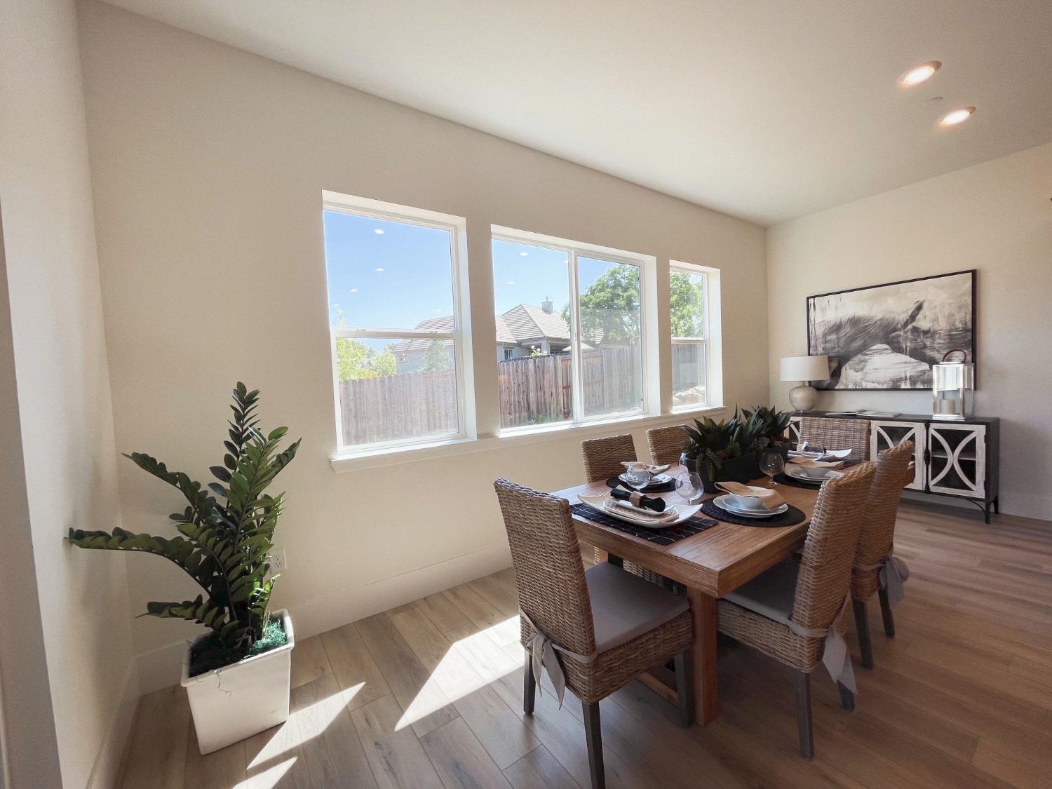 Detail Gallery Image 15 of 55 For 8642 Zinfandel Pkwy, Plymouth,  CA 95669 - 3 Beds | 3/1 Baths